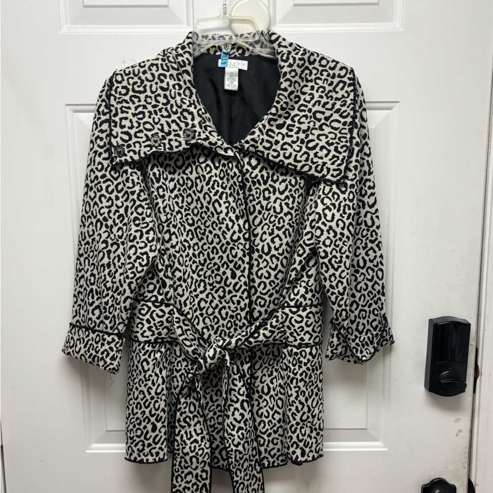 Cheetah‎ print knit jacket by tweeds